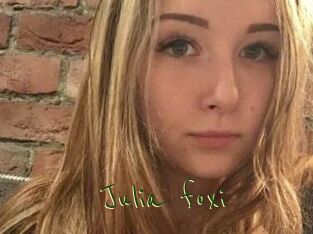 Julia_foxi