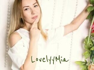 LovelyyMia
