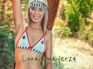 Lunaamayer24