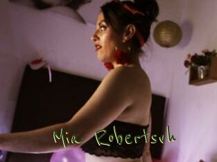 Mia_Robertsvh