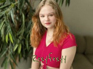 Roxyfoxyy